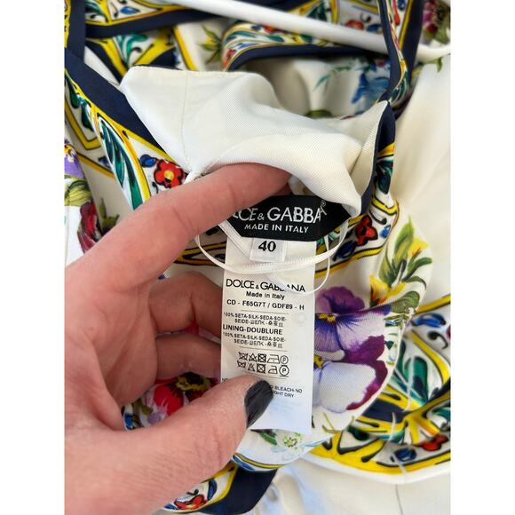 Dolce & Gabbana Majolica Print Silk Handkerchief Hem Dress in White 40IT/S - Picture 6 of 7